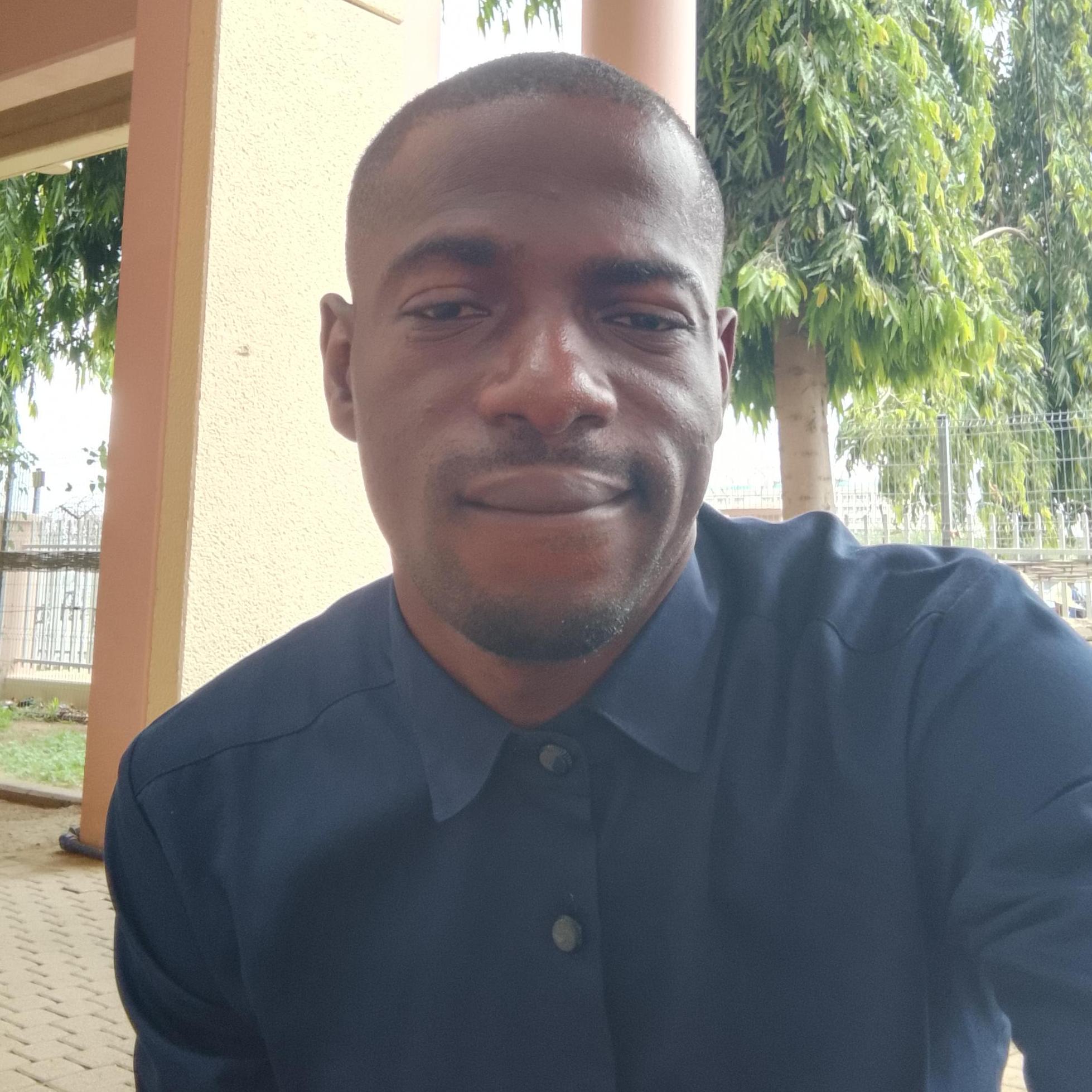Jenyo  Ajao 